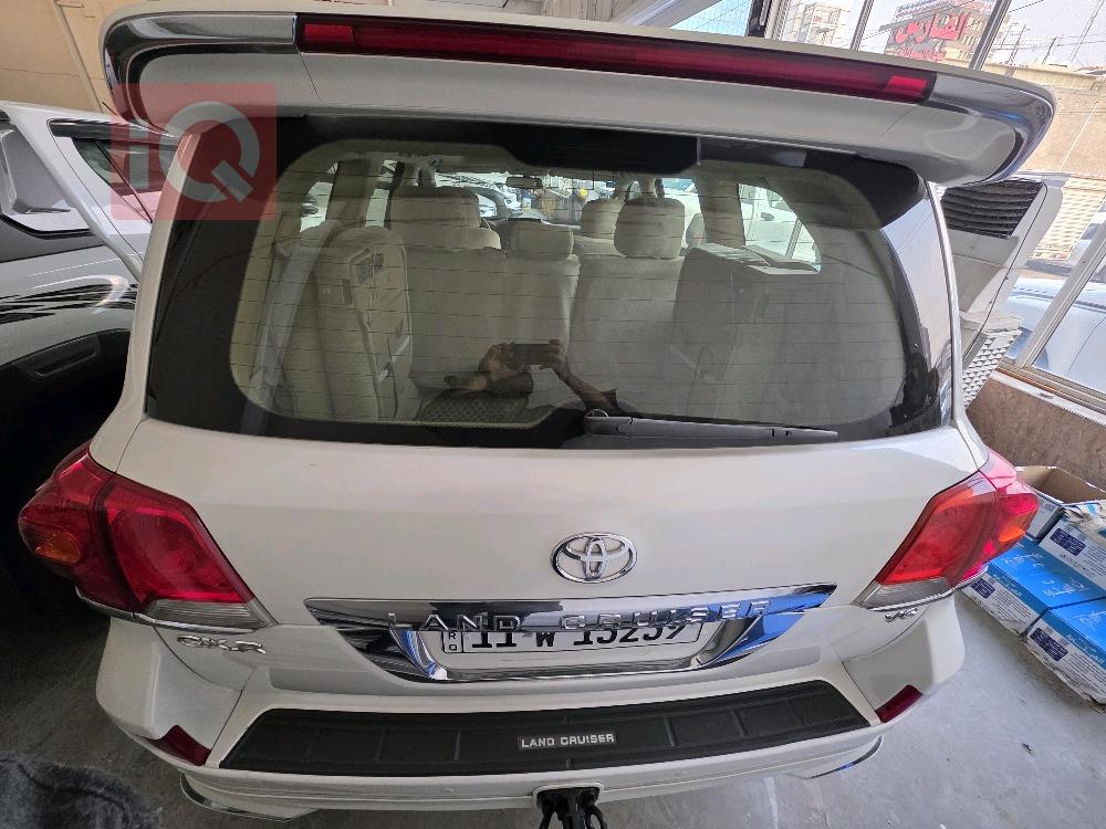 تويوتا لاندكروزر